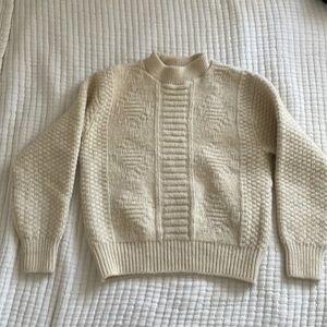 100% wool vintage mock neck sweater